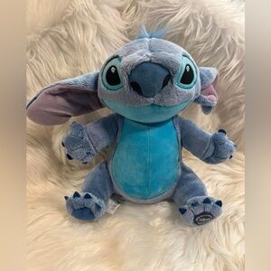 Disney Store Exclusive Stitch Plush EUC